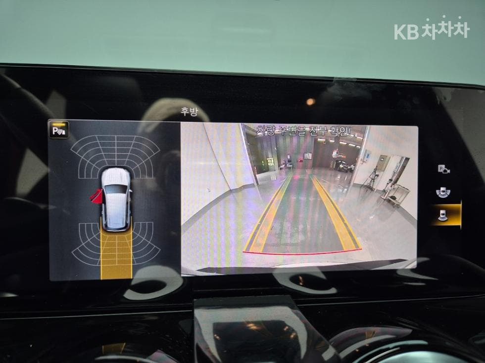 Mercedes-Benz GLB(X247)M-AMG GLB 35 4Matic - 15