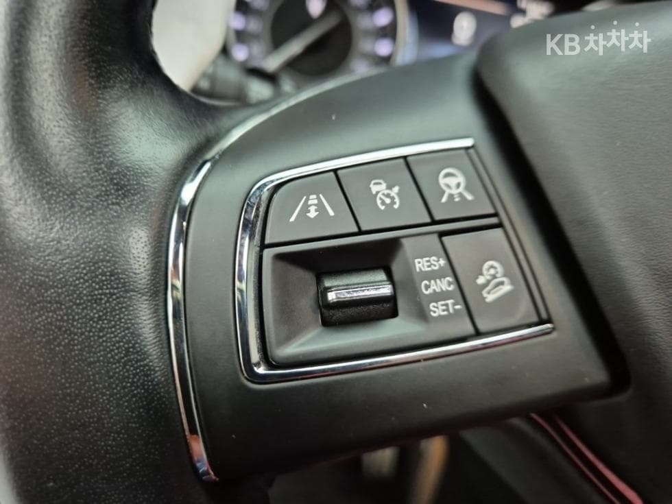 마세라티 르반떼2.0 AWD GT - 16