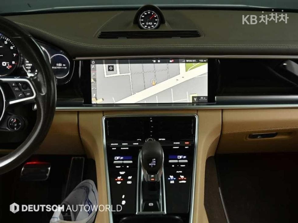 Porsche 파나메라 (971)2.9 4S Стандартен - 13