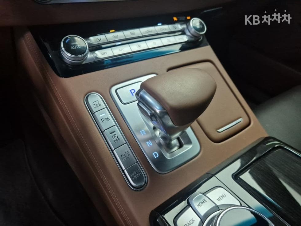 Genesis G903.8 GDi Luxury - 8