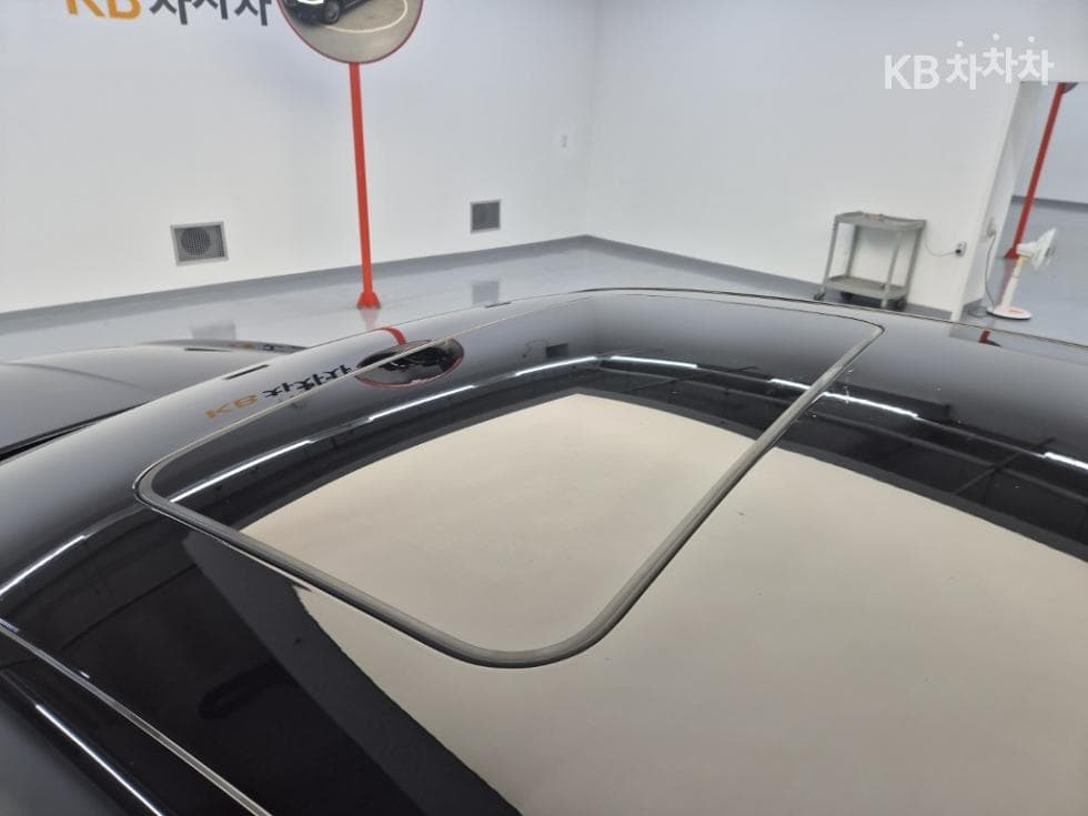 Genesis G903.8 GDi Luxury - 13