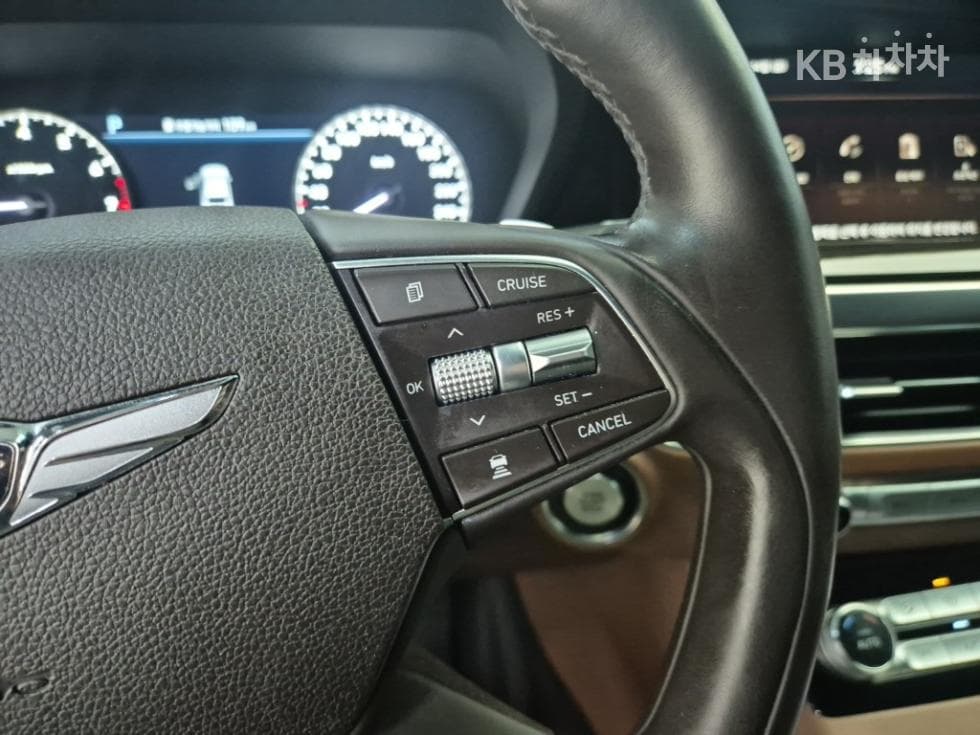 Genesis G903.8 GDi Luxury - 16