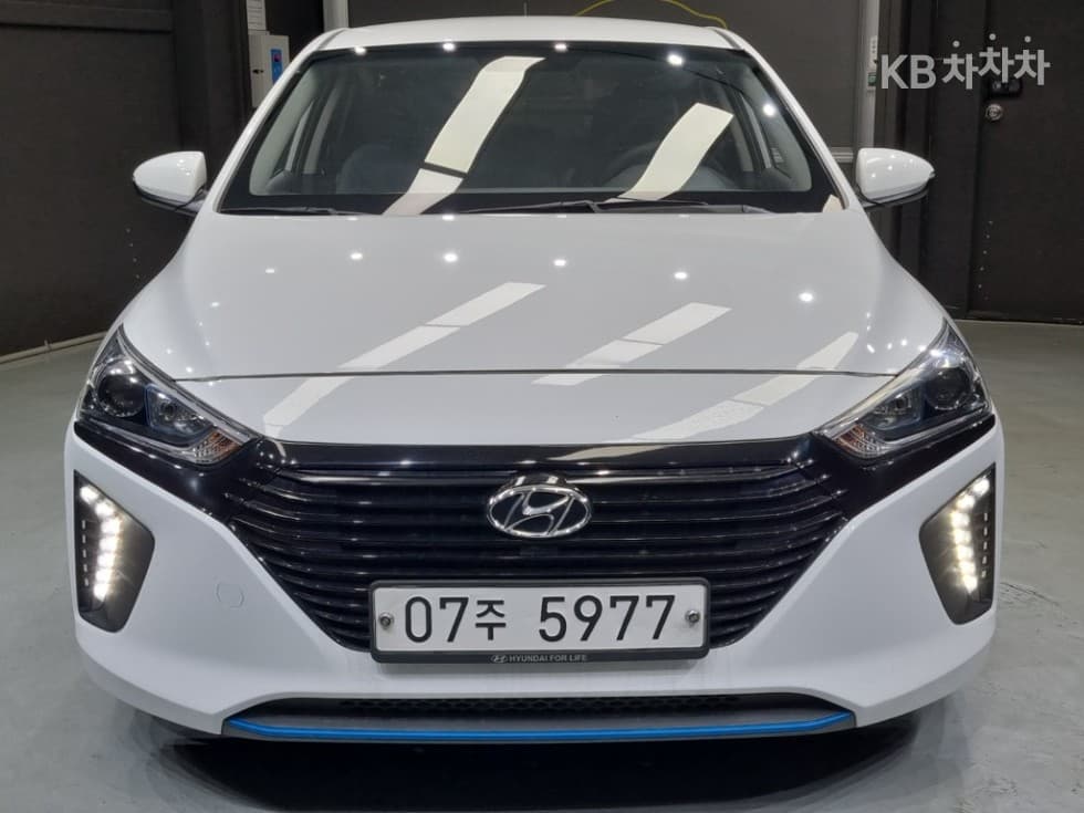 Hyundai IONIQ (Original Model)N - 2
