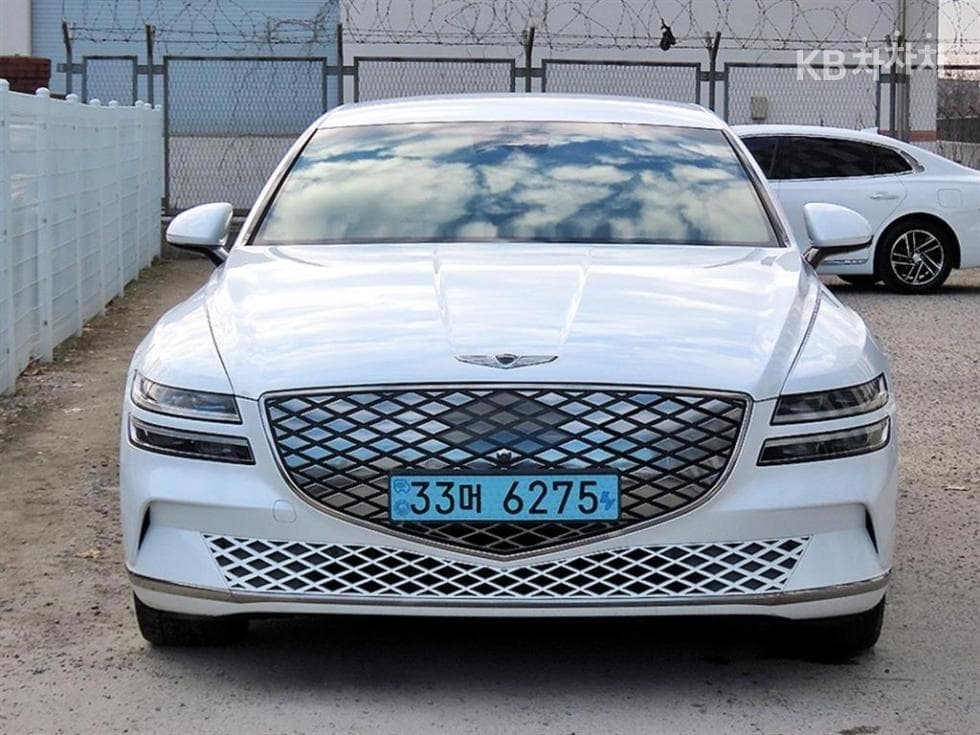 Дженезис ELECTRIFIED G80EV Стандартен