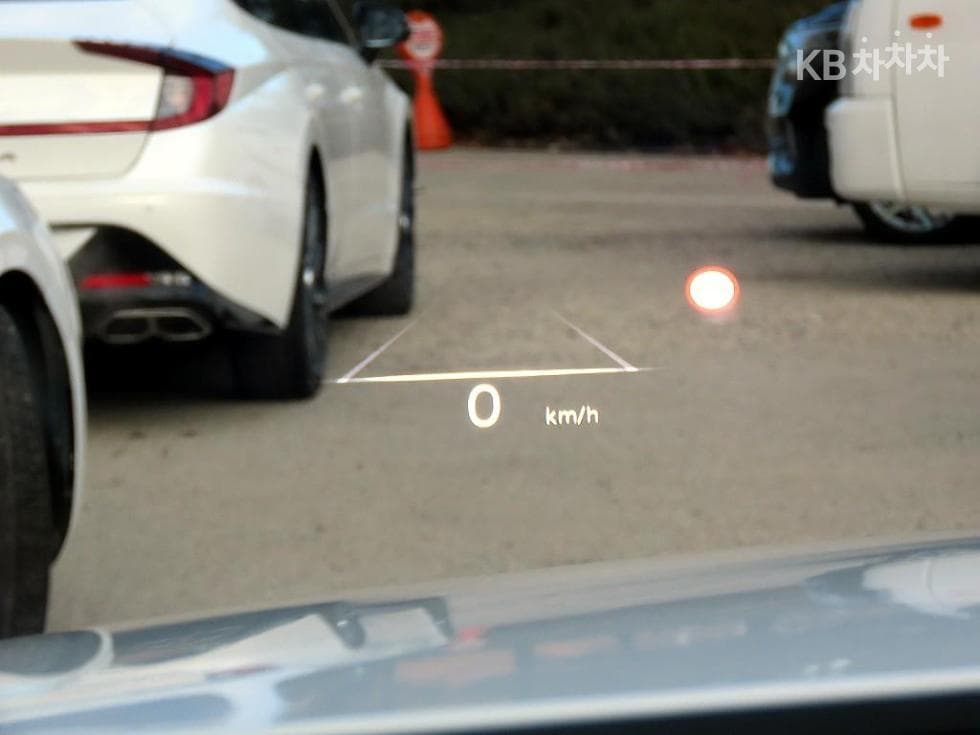 Дженезис ELECTRIFIED G80EV Стандартен - 10