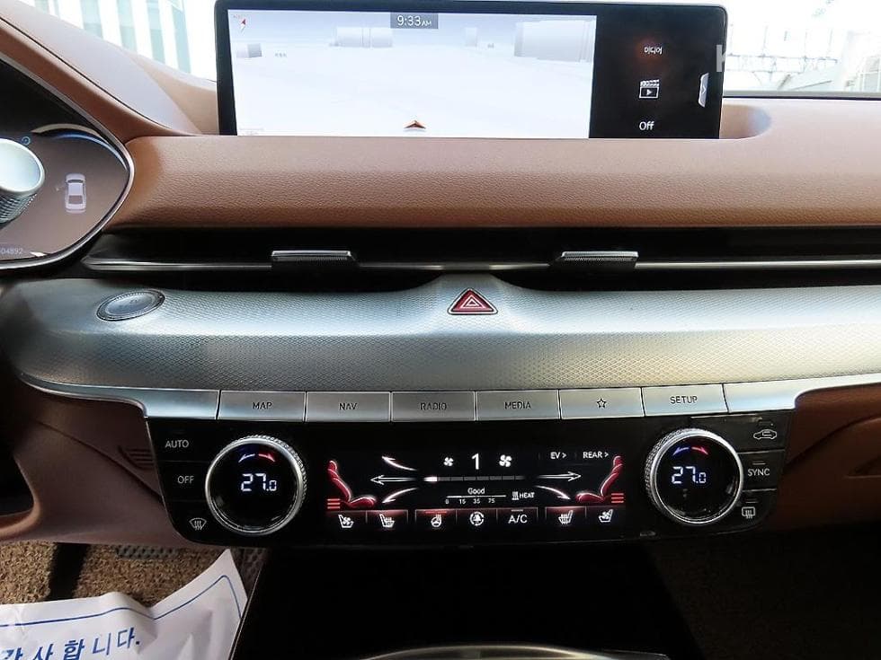 Дженезис ELECTRIFIED G80EV Стандартен - 13