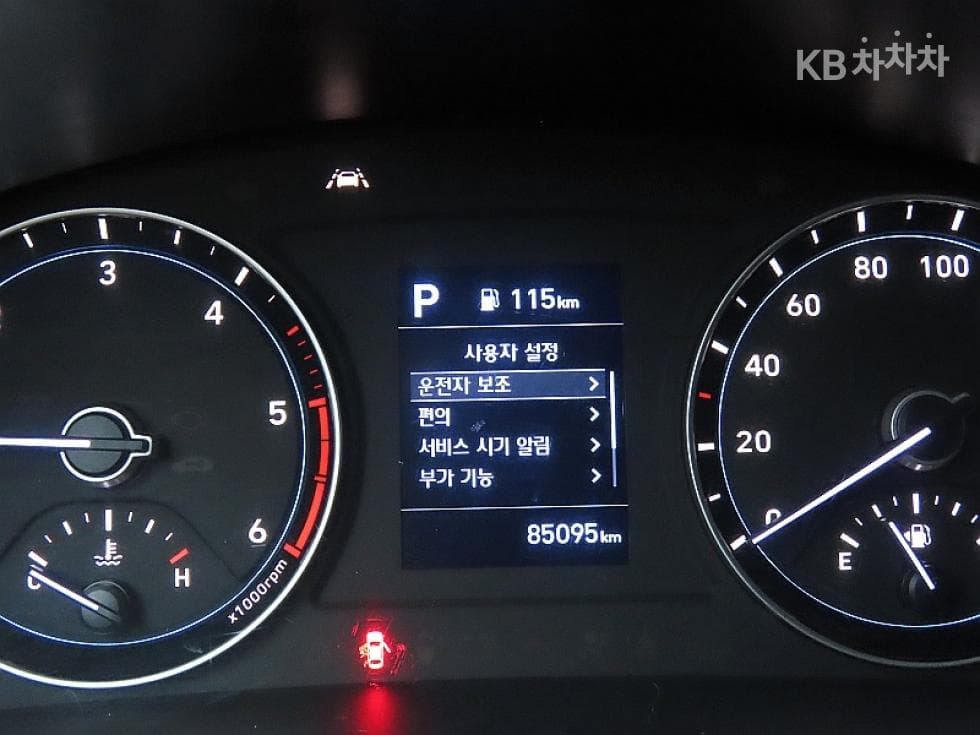 Hyundai Porter 2Extra Long Super Cab CRDi Smart - 7