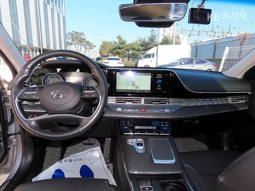 Хюндай The New (фейслифт) Grandeur (Azera) Хибрид2.4 Premium - 7