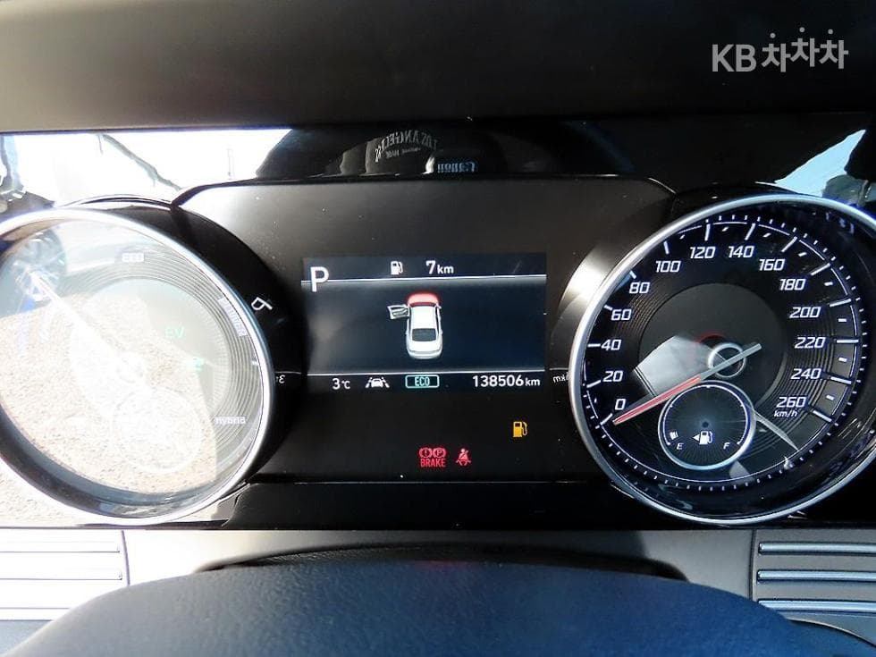 Хюндай The New (фейслифт) Grandeur (Azera) Хибрид2.4 Premium - 9