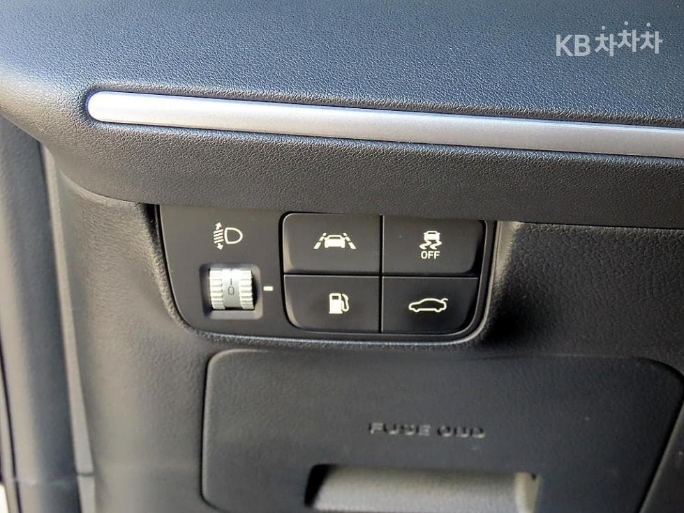 Хюндай The New (фейслифт) Grandeur (Azera) Хибрид2.4 Premium - 11