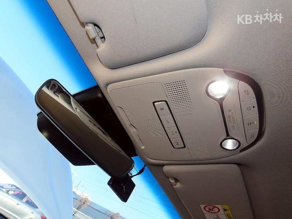 Хюндай The New (фейслифт) Grandeur (Azera) Хибрид2.4 Premium - 15