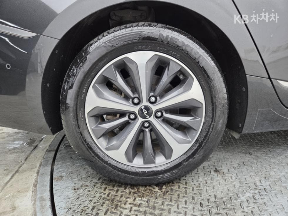 Kia K8 Hybrid1.6 Turbo Noblesse - 8