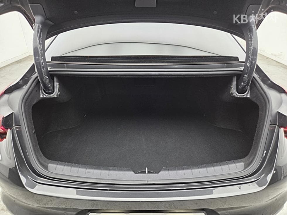 Kia K8 Hybrid1.6 Turbo Noblesse - 10