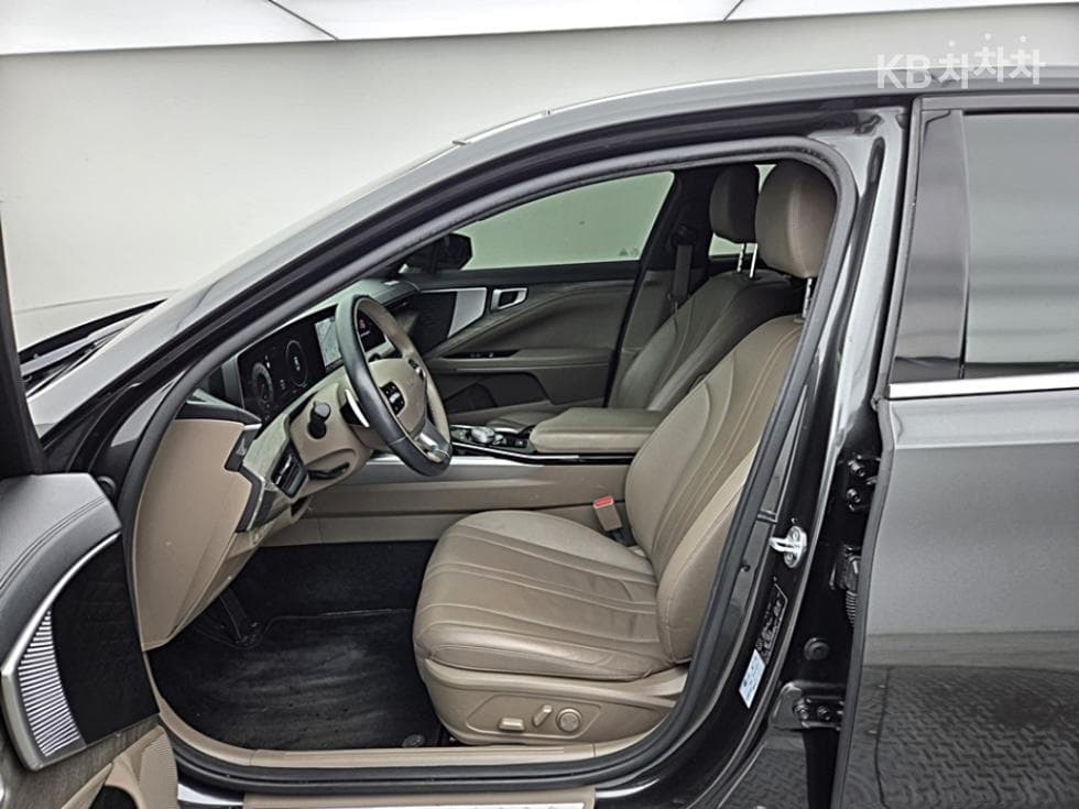 Kia K8 Hybrid1.6 Turbo Noblesse - 11