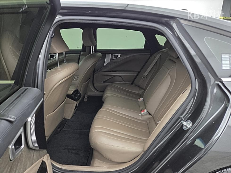 Kia K8 Hybrid1.6 Turbo Noblesse - 12