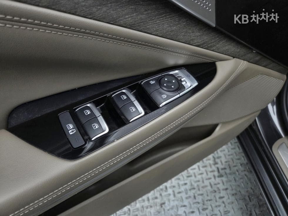 Kia K8 Hybrid1.6 Turbo Noblesse - 14