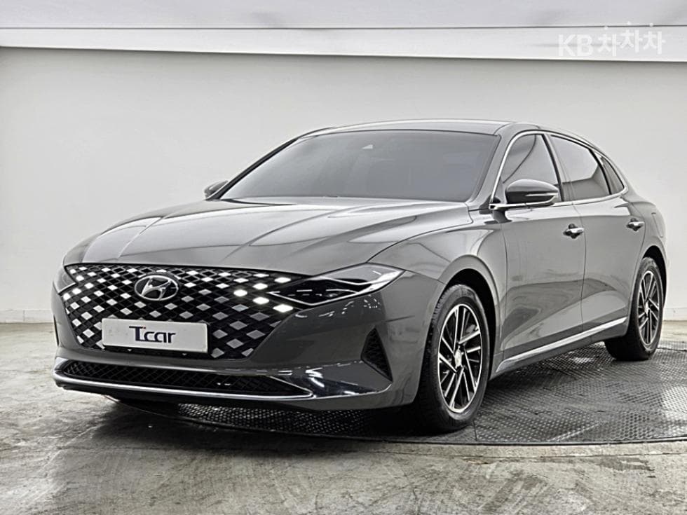 Хюндай The New (фейслифт) Grandeur (Azera) 2.5 Premium 초이스 - Image 1