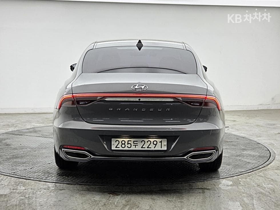 Hyundai The New (facelift) Grandeur (Azera)2.5 Premium 초이스 - 4