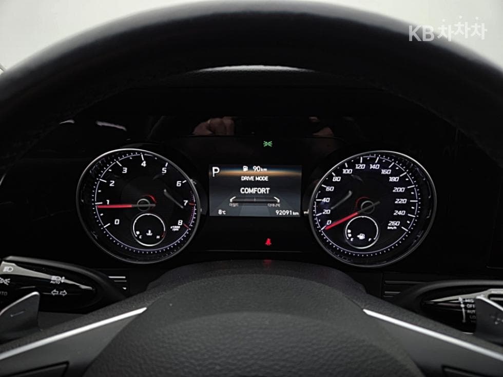 Hyundai The New (facelift) Grandeur (Azera)2.5 Premium 초이스 - 16