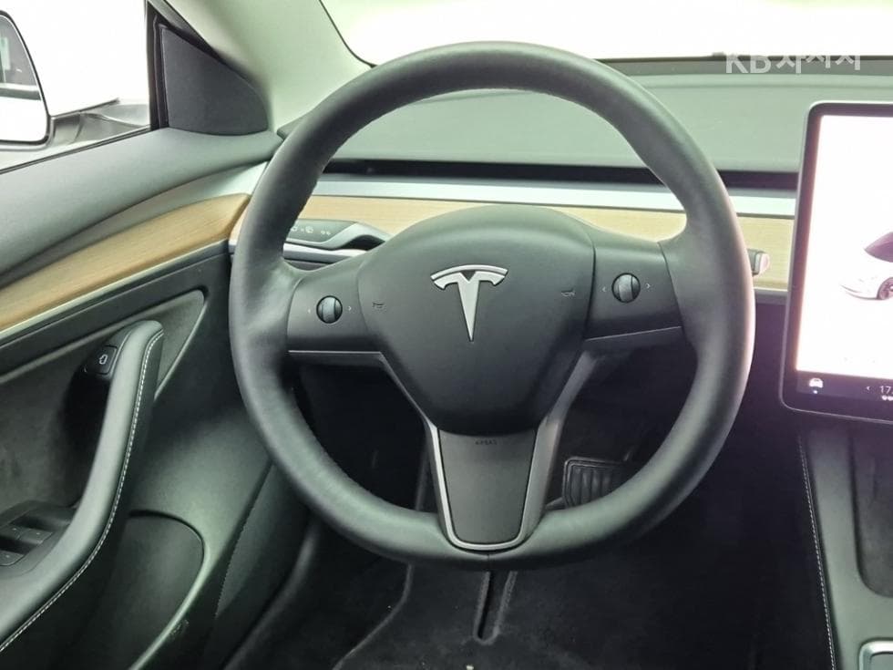 테슬라 Model 3Long Range - 9