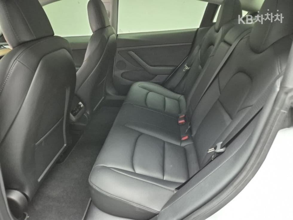 테슬라 Model 3Long Range - 12