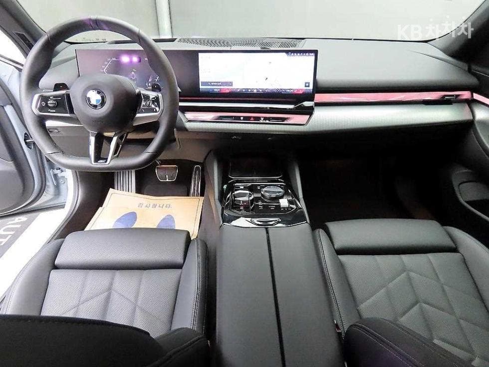 BMW Нов5 Серия(G60)520i Стандартен - 7