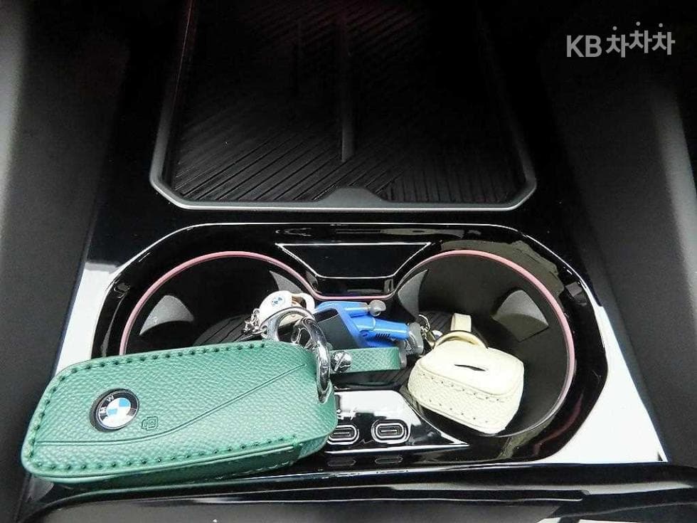 BMW Нов5 Серия(G60)520i Стандартен - 12