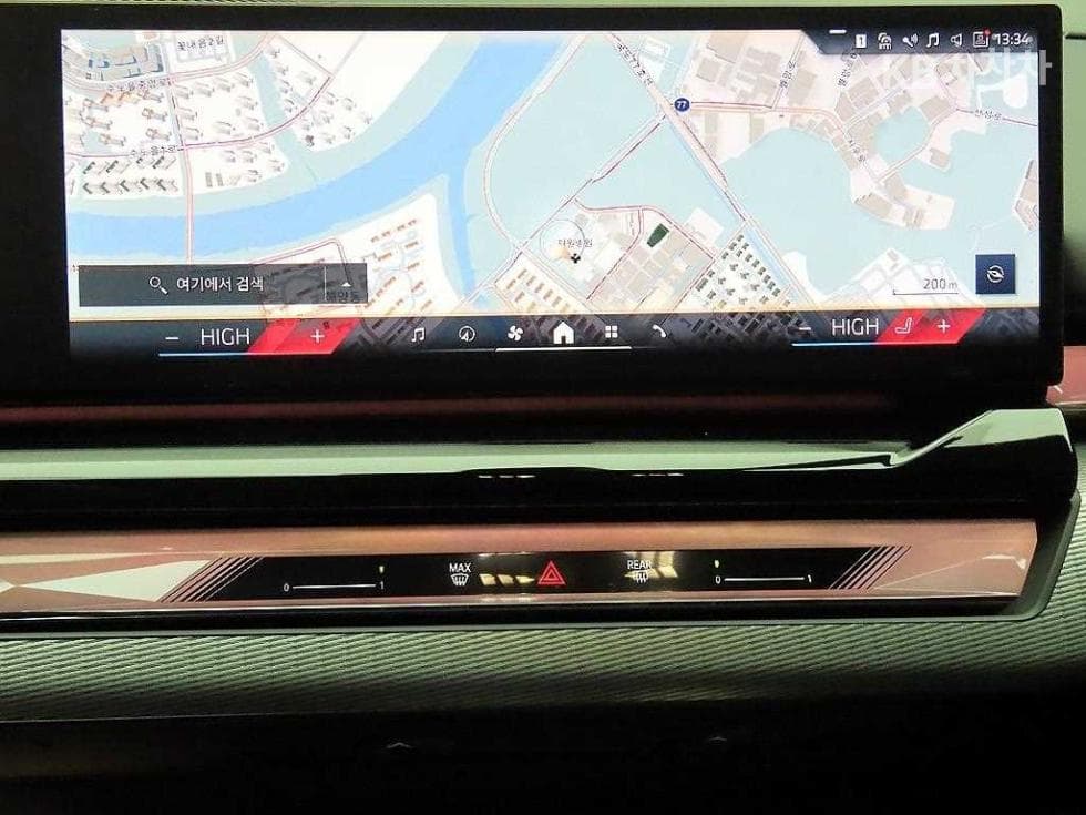 BMW Нов5 Серия(G60)520i Стандартен - 13