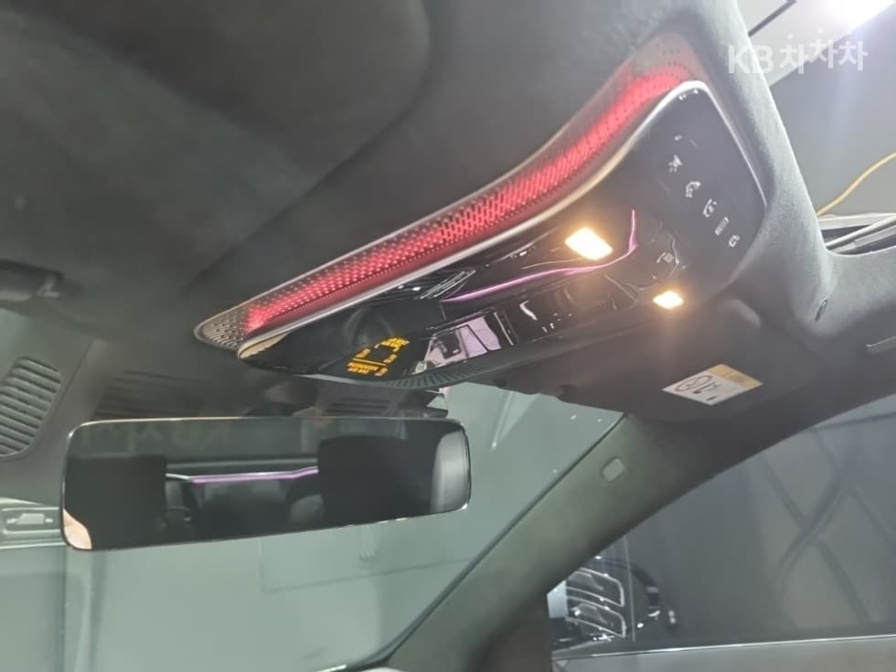 Mercedes-Benz S-Клас W223Maybach S580 4Matic Стандартен - 17