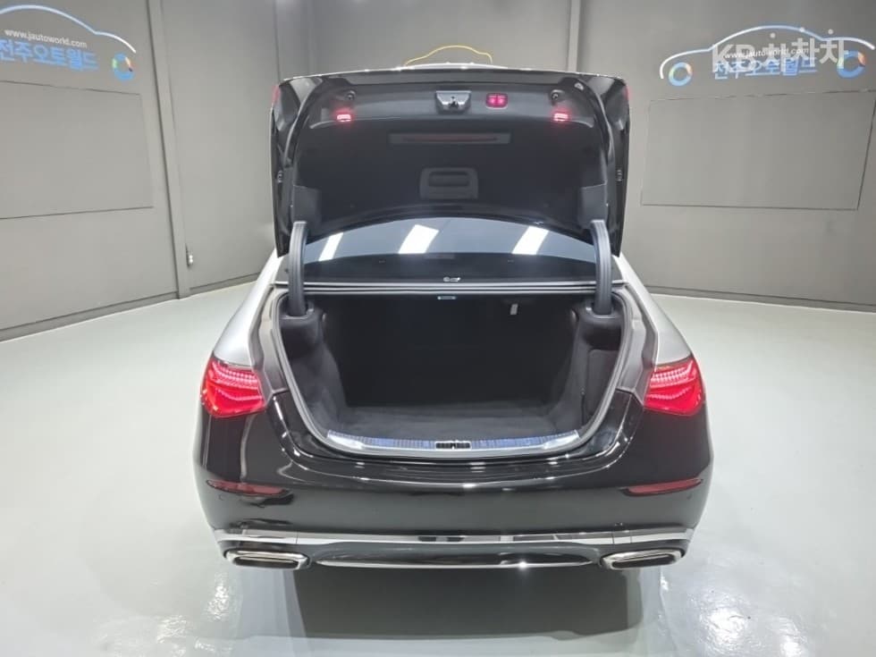 Mercedes-Benz S-Клас W223Maybach S580 4Matic Стандартен - 26