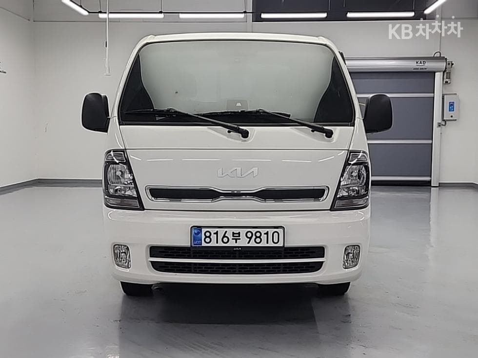 Киа The New (фейслифт) Бонго 3 (лек)와이드 파워게이트 1 тон 턴Местен타입형(2단) Королевска кабина Удължено междуосие L - 2