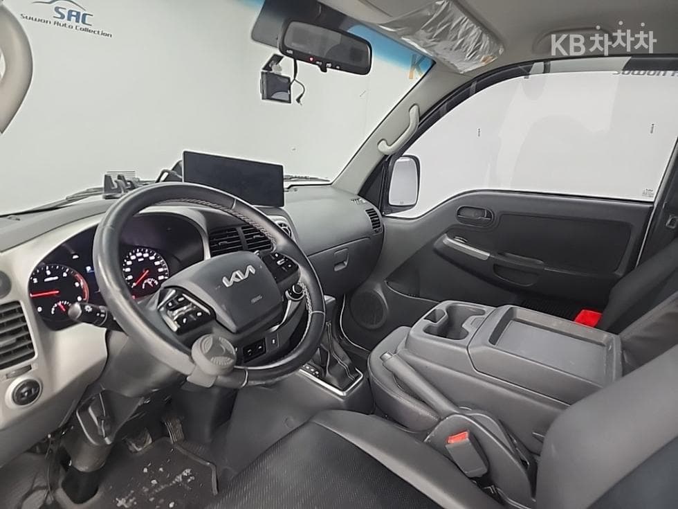 Киа The New (фейслифт) Бонго 3 (лек)와이드 파워게이트 1 тон 턴Местен타입형(2단) Королевска кабина Удължено междуосие L - 6