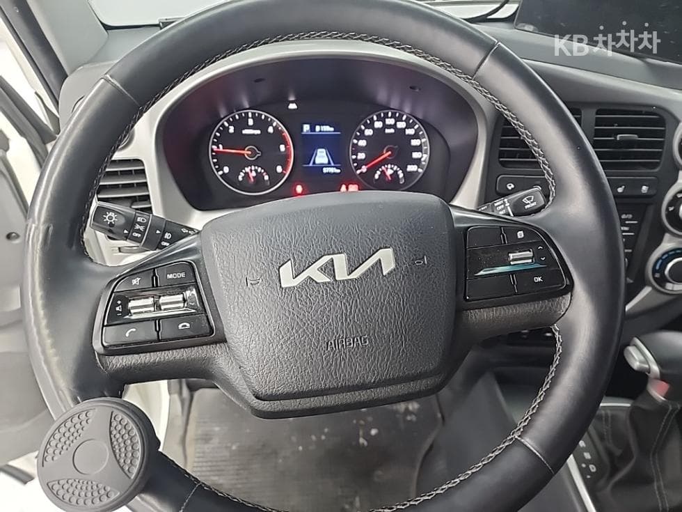 Киа The New (фейслифт) Бонго 3 (лек)와이드 파워게이트 1 тон 턴Местен타입형(2단) Королевска кабина Удължено междуосие L - 8