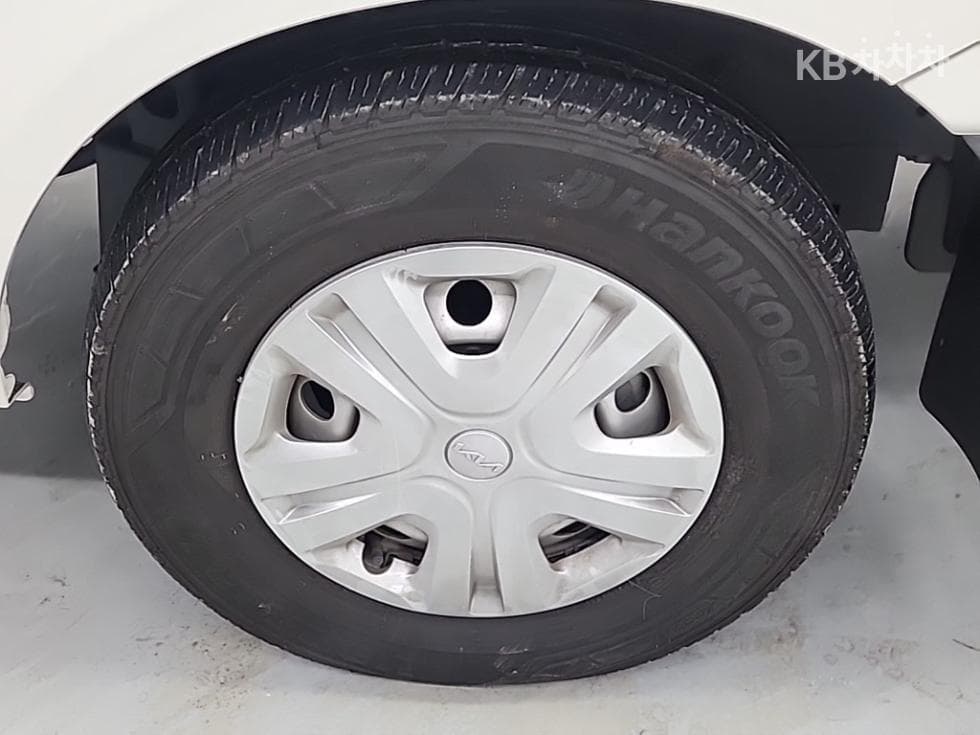 Киа The New (фейслифт) Бонго 3 (лек)와이드 파워게이트 1 тон 턴Местен타입형(2단) Королевска кабина Удължено междуосие L - 16