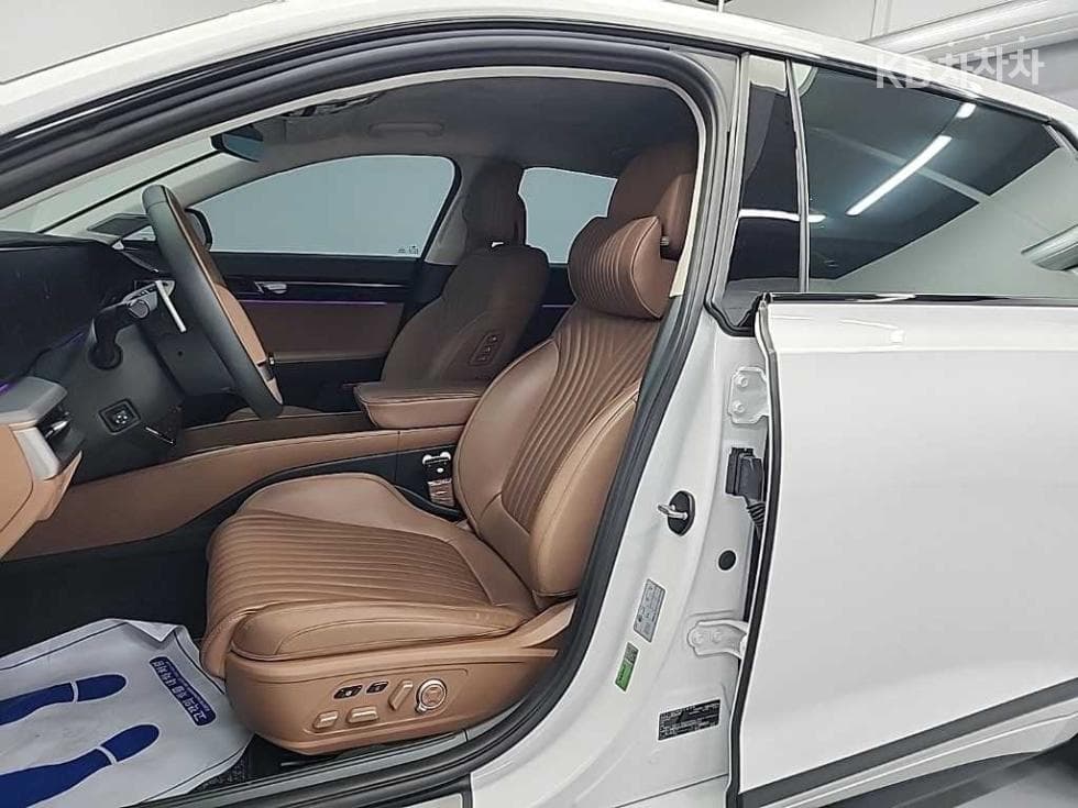 Hyundai The All New Grandeur (Azera)2.5L gasoline 2WD Calligraphy - 11