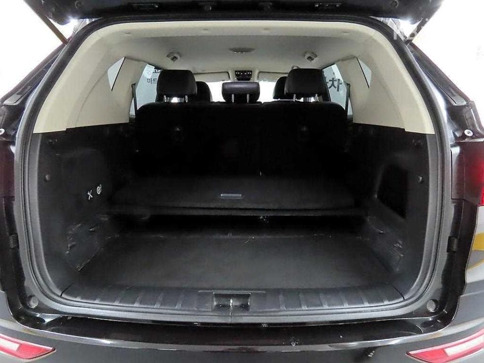 KG Mobility All New Rexton2.2 4WD 더 블랙 - 18