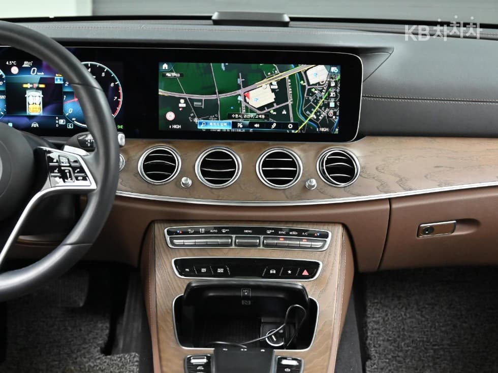 Mercedes-Benz E-Class (W213)E250 Exclusive - 14