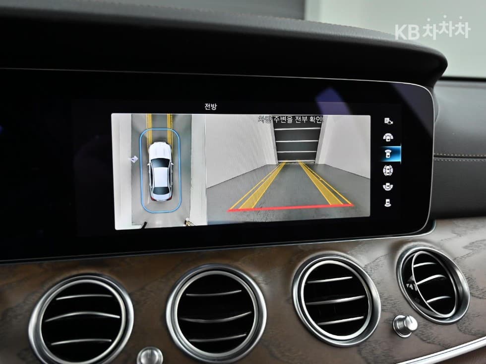 Mercedes-Benz E-Class (W213)E250 Exclusive - 15