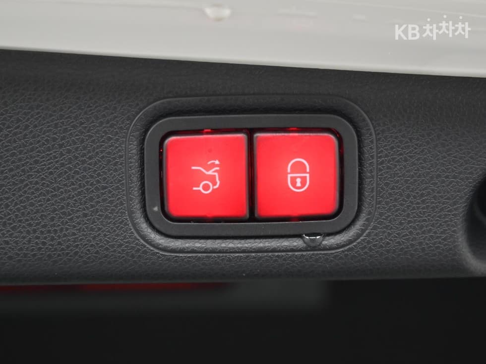 Mercedes-Benz E-Class (W213)E250 Exclusive - 20