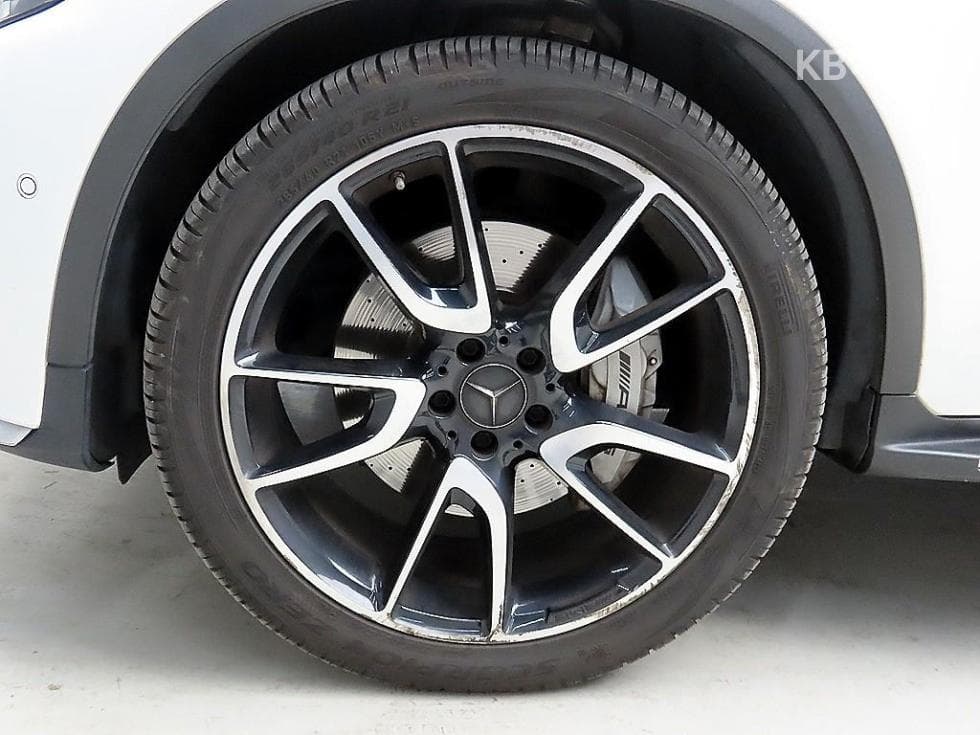 Mercedes-Benz GLC(X253)43 AMG 4Matic - 19