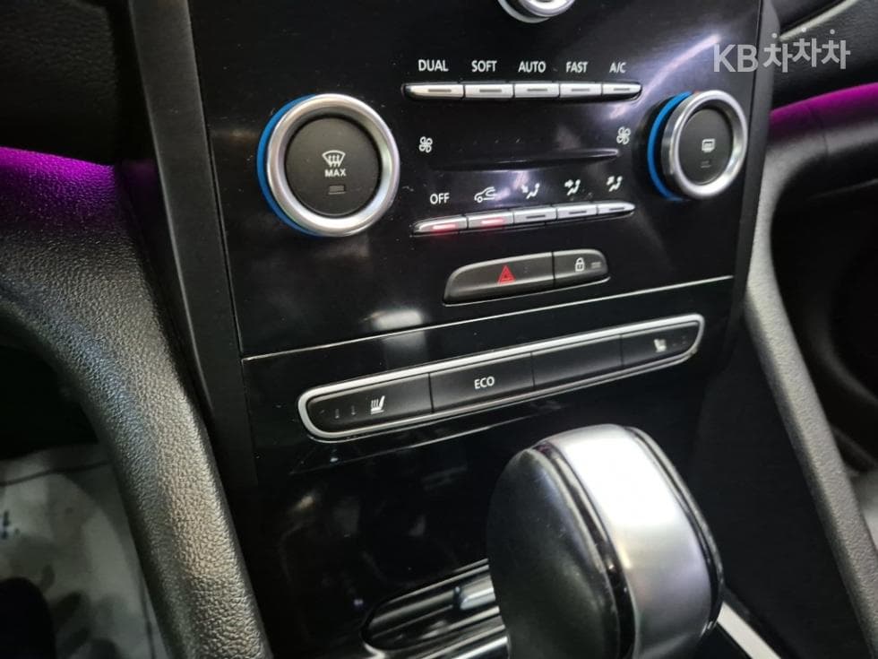 Renault Korea SM62.0 LPe Disabled-accessible LE - 15