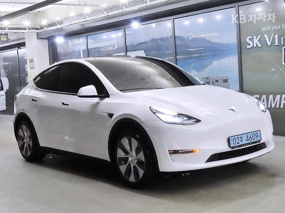 테슬라 Model Y Standard Range - Image 1