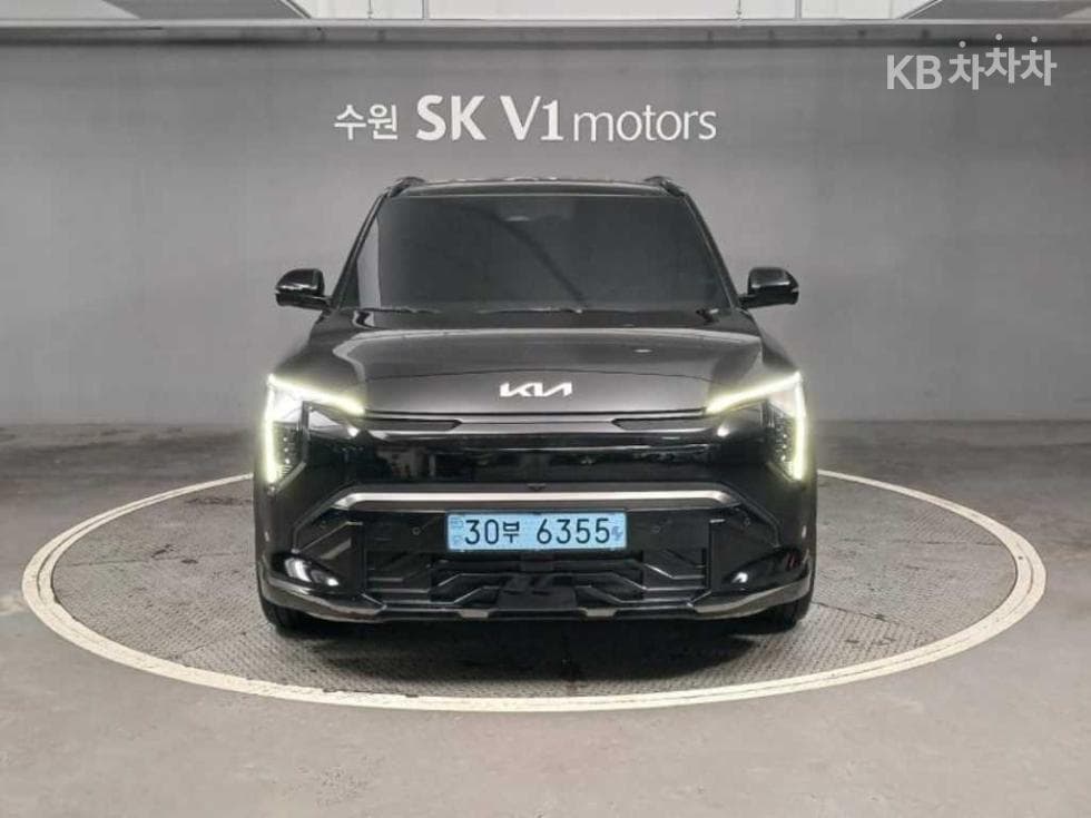 Kia EV3 Long Range 2WD GT-line - Image 1