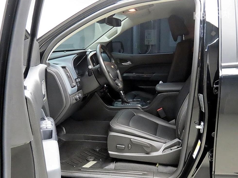 Джи Ем Корея Real New Colorado3.6L V6 4x4 Extreme-X - 5