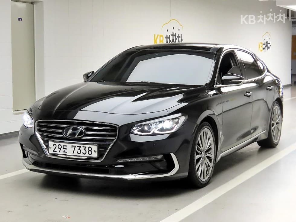 Hyundai Grandeur (Azera)IG 3.0 Exclusive Special (special feature/edition) - Image 1