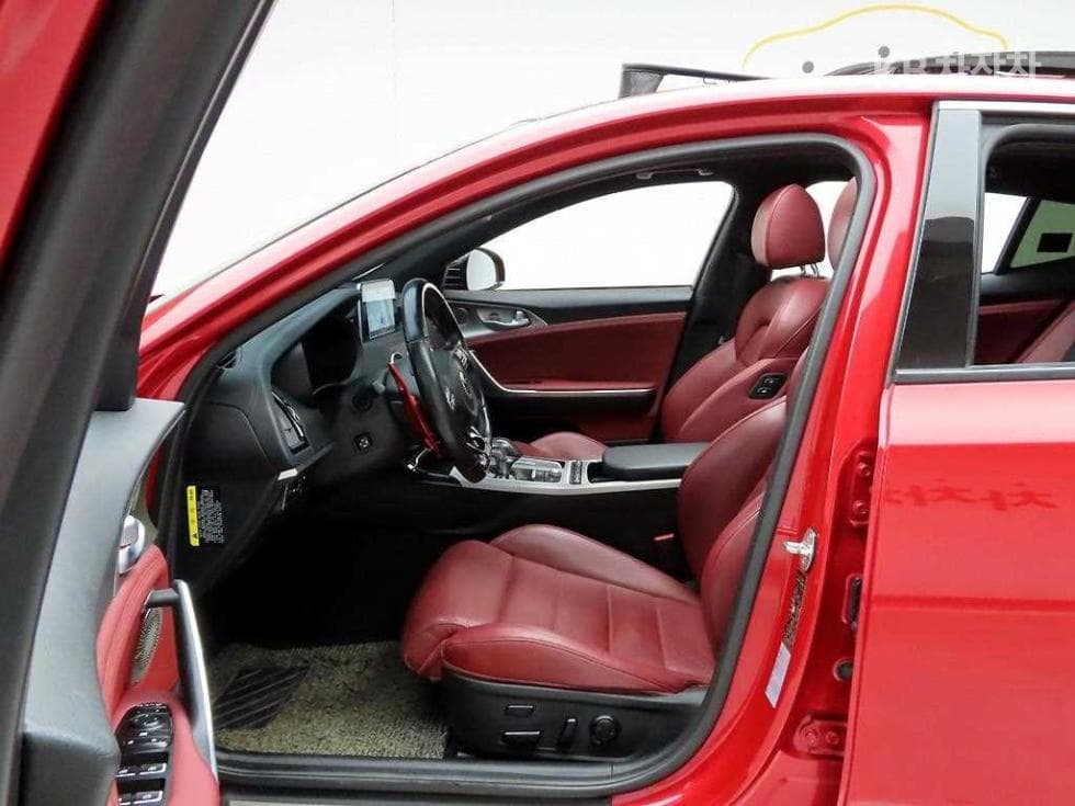 Kia Stinger3.3 Turbo 4WD GT - 11