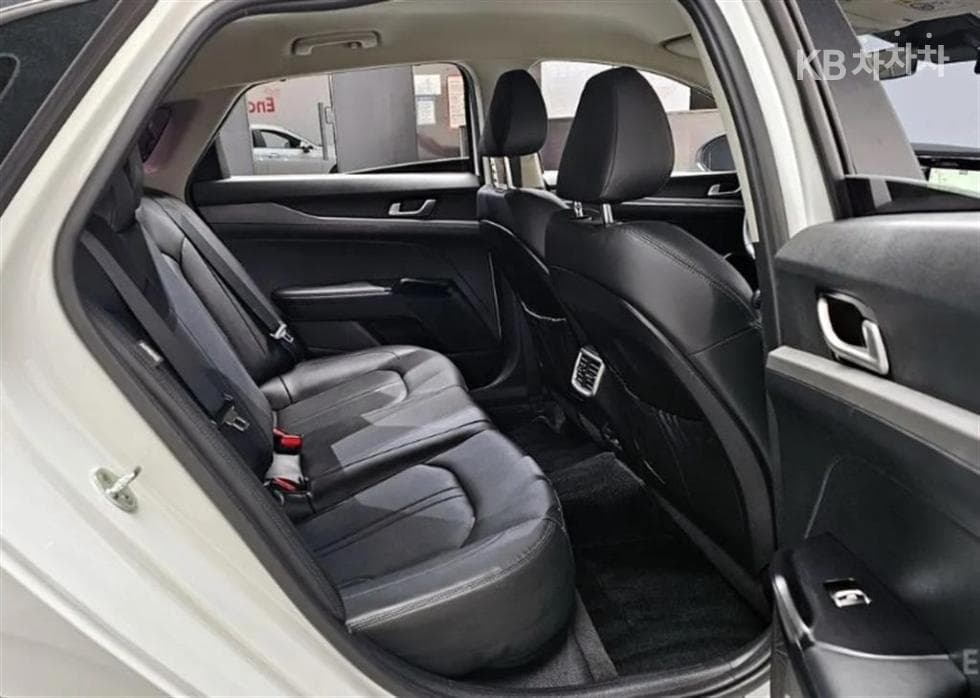 Киа K5 3-토 поколение2.0 Бензин Престиж - 12