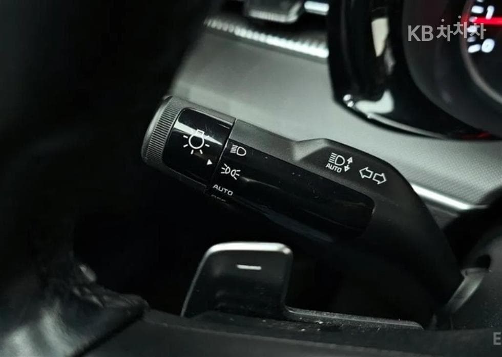 Киа K5 3-토 поколение2.0 Бензин Престиж - 19