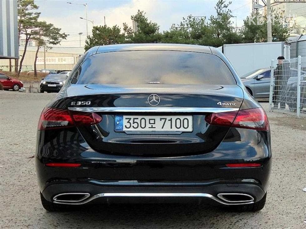 Mercedes-Benz E-Class (W213)E350 4MATIC AMG Line Edition - 4
