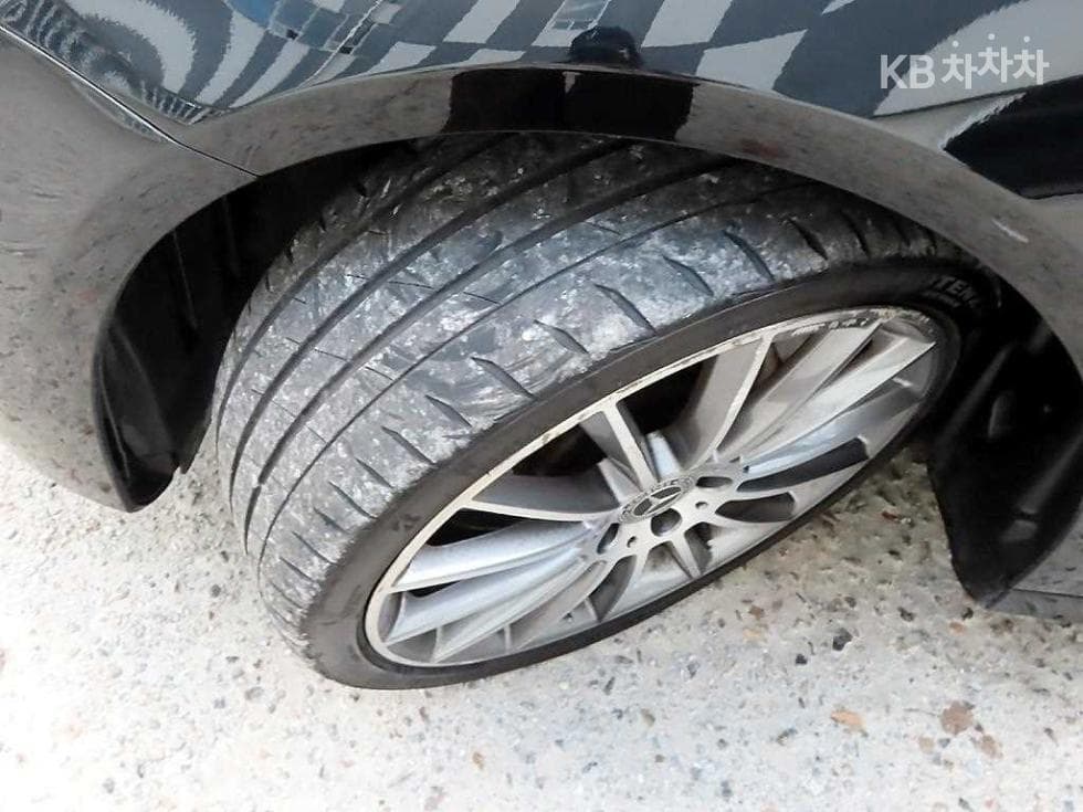 Mercedes-Benz E-Class (W213)E350 4MATIC AMG Line Edition - 20